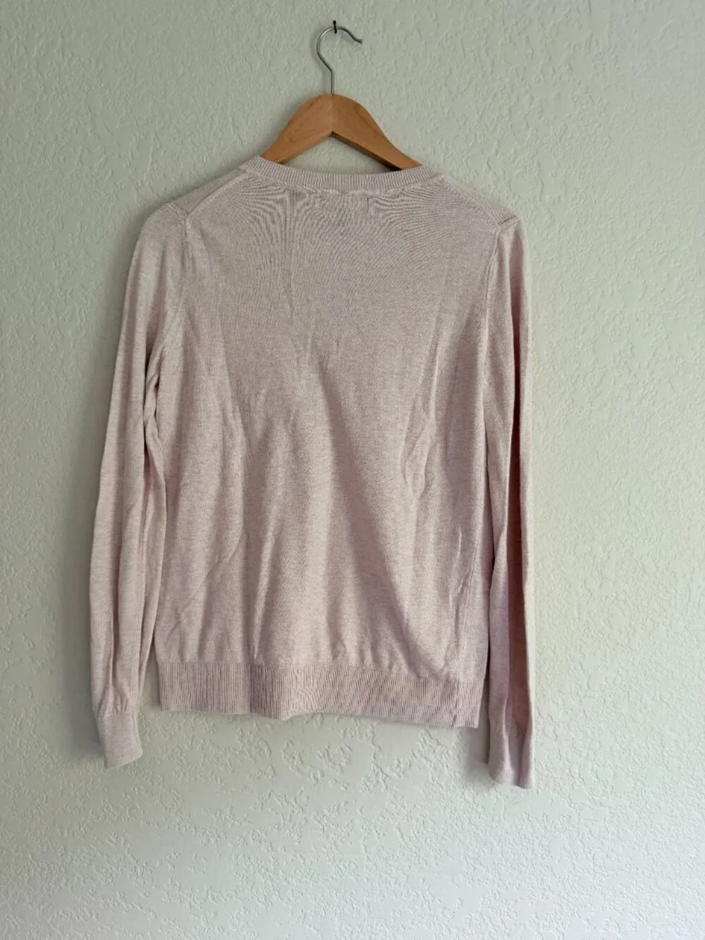 Banana Republic Forever Sweater, Blush, Size M - Picture 4 of 4